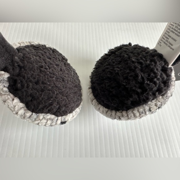 Cuddl Duds Earmuffs NWT One Size Gray Black Chenille - Picture 4 of 4